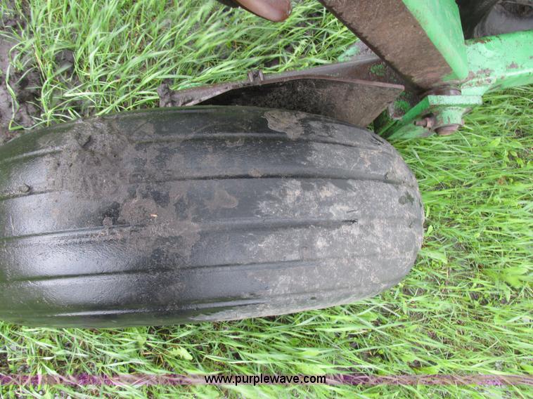 image for item A8702 2003 Summers Superchisel chisel plow