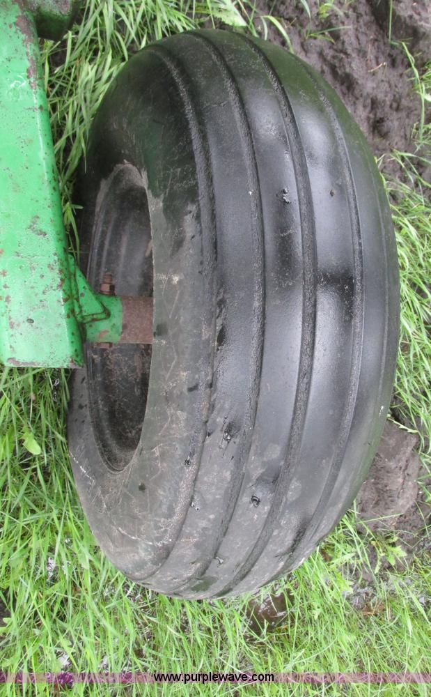 image for item A8702 2003 Summers Superchisel chisel plow