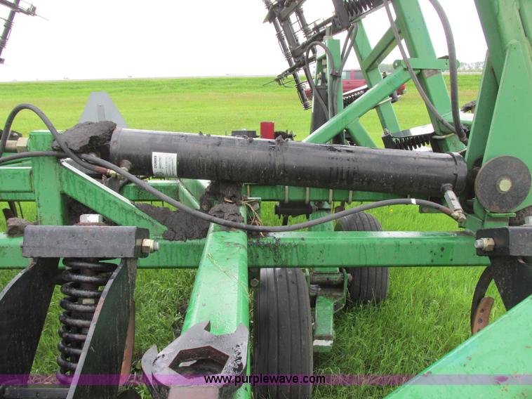 image for item A8702 2003 Summers Superchisel chisel plow