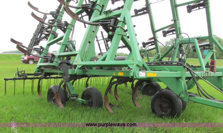 image for item A8702 2003 Summers Superchisel chisel plow