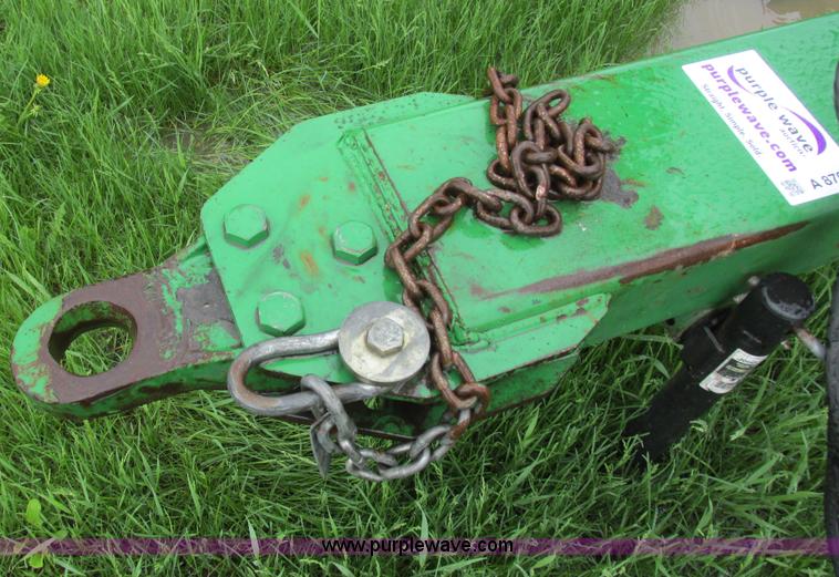 image for item A8703 2007 John Deere 2410 chisel plow