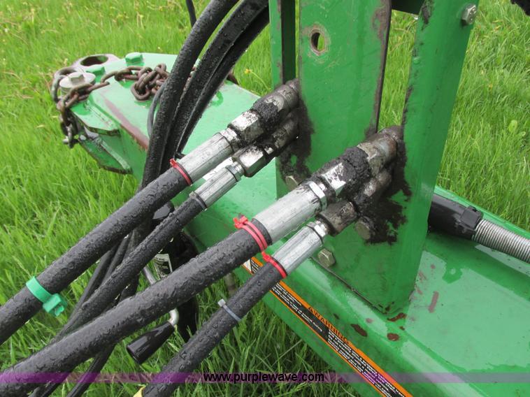 image for item A8703 2007 John Deere 2410 chisel plow