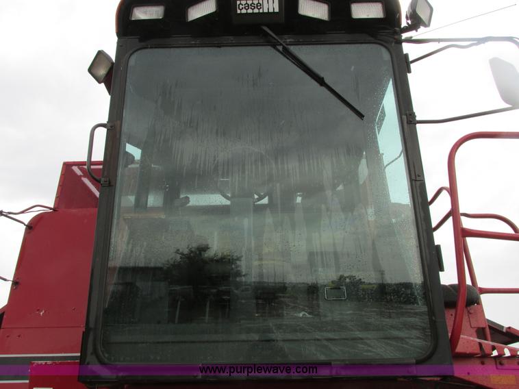 image for item A8706 1989 Case IH 1680 combine