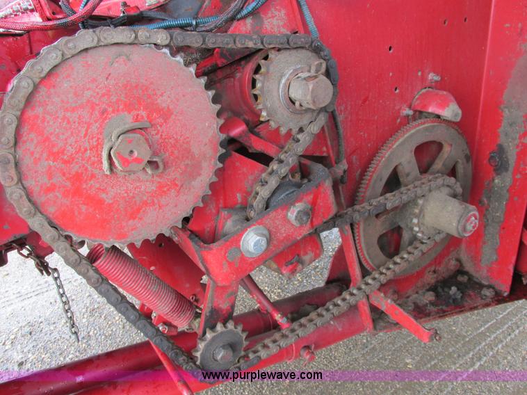 image for item A8706 1989 Case IH 1680 combine