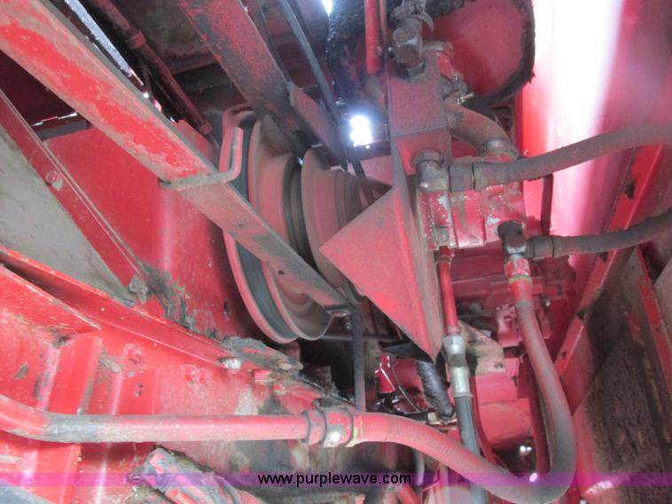 image for item A8706 1989 Case IH 1680 combine