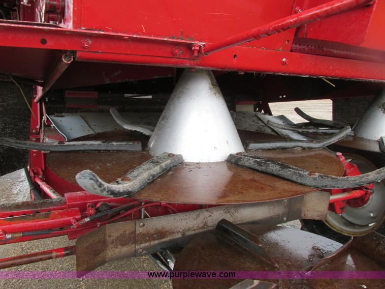 image for item A8706 1989 Case IH 1680 combine