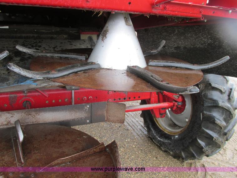 image for item A8706 1989 Case IH 1680 combine