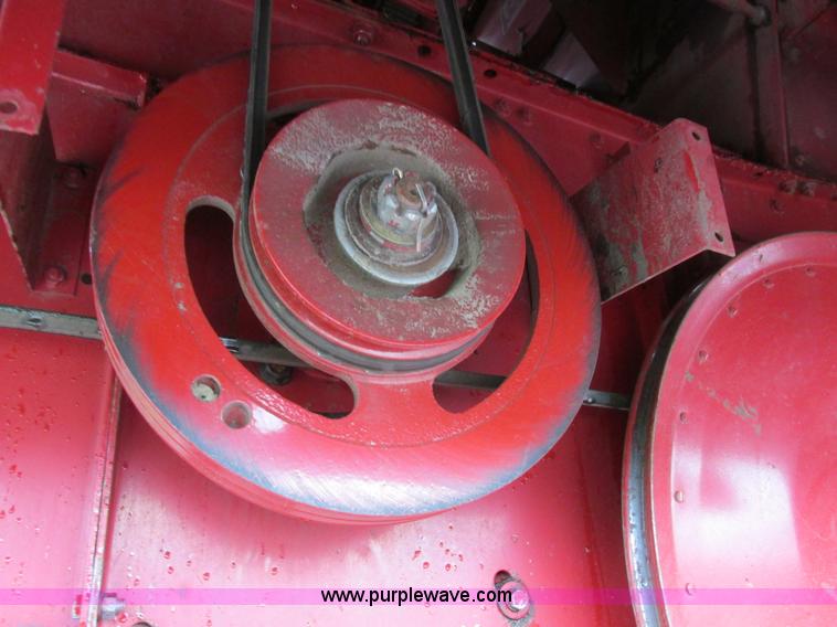 image for item A8706 1989 Case IH 1680 combine