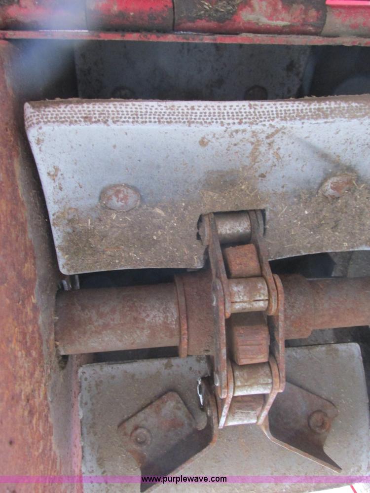 image for item A8706 1989 Case IH 1680 combine