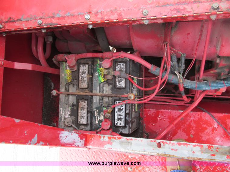 image for item A8706 1989 Case IH 1680 combine