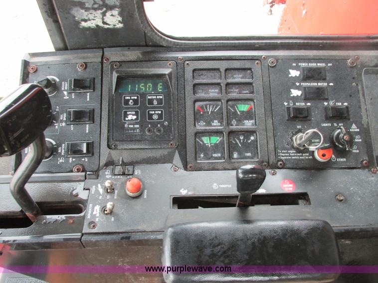 image for item A8706 1989 Case IH 1680 combine