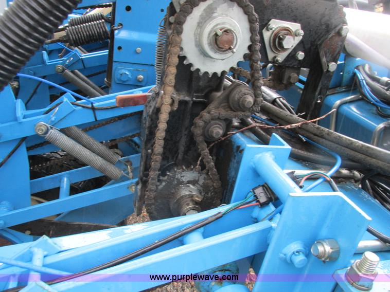 image for item A8712 1998 Monosem NG Plus 24R22 planter