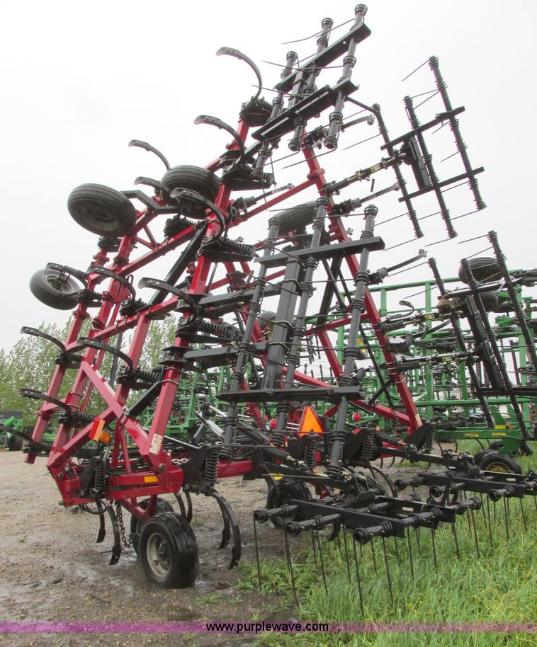 image for item A8713 2004 Case IH PTX300 folding chisel plow