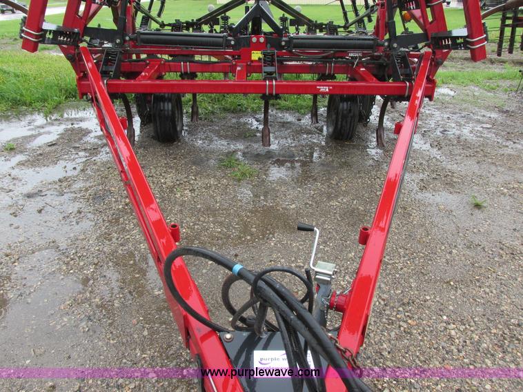 image for item A8713 2004 Case IH PTX300 folding chisel plow