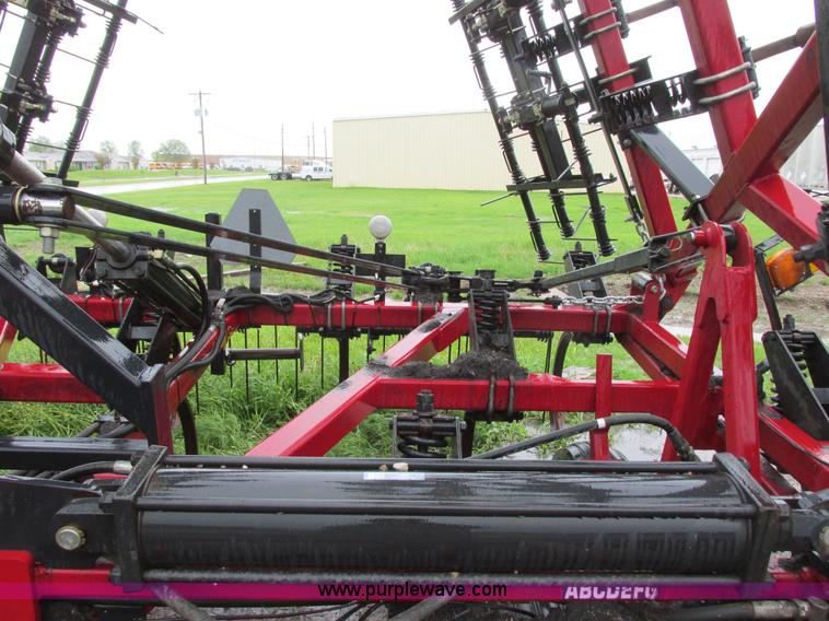 image for item A8713 2004 Case IH PTX300 folding chisel plow