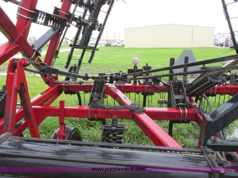 image for item A8713 2004 Case IH PTX300 folding chisel plow