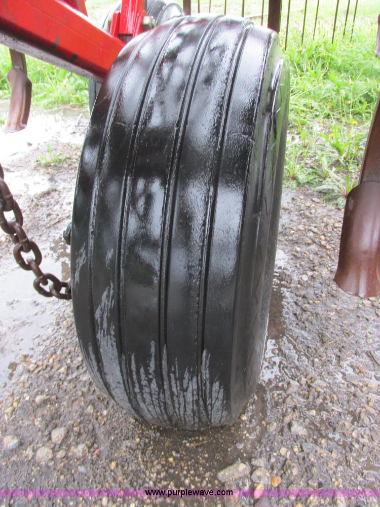 image for item A8713 2004 Case IH PTX300 folding chisel plow