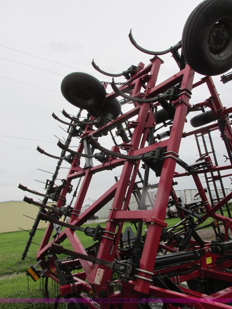 image for item A8713 2004 Case IH PTX300 folding chisel plow