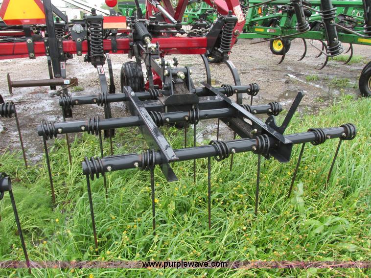 image for item A8713 2004 Case IH PTX300 folding chisel plow