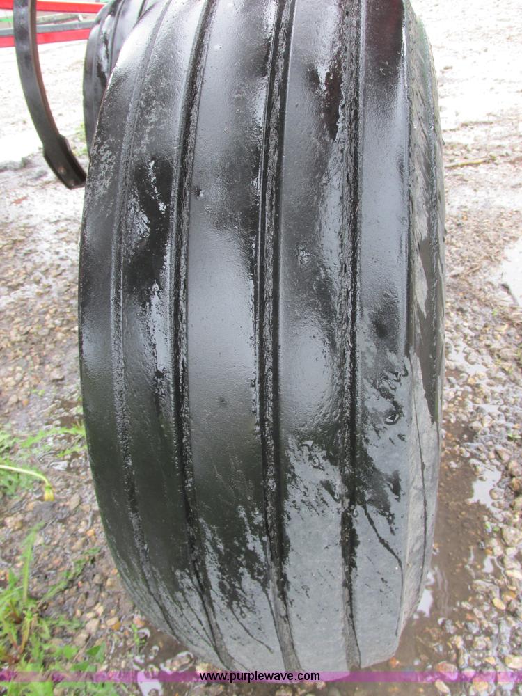 image for item A8713 2004 Case IH PTX300 folding chisel plow