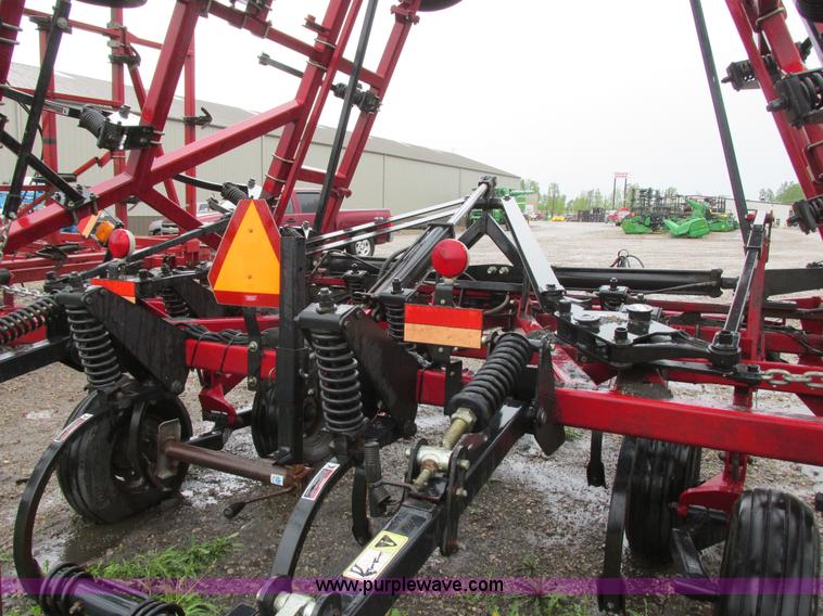 image for item A8713 2004 Case IH PTX300 folding chisel plow