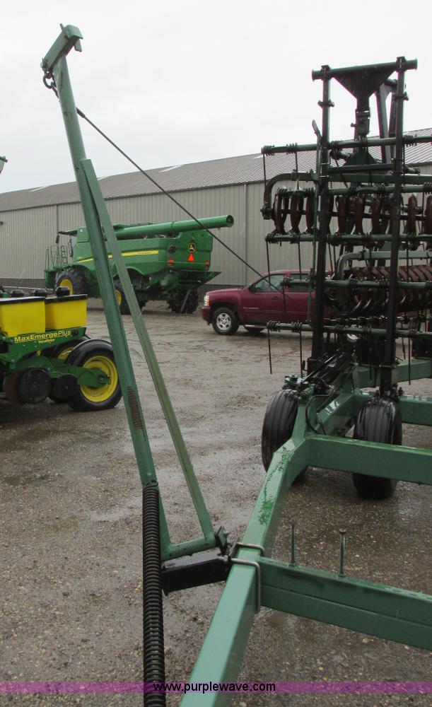 image for item A8716 1995 Summers Harrow Packer