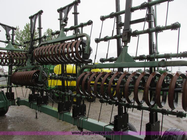 image for item A8716 1995 Summers Harrow Packer