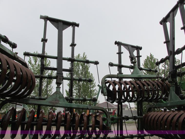 image for item A8716 1995 Summers Harrow Packer