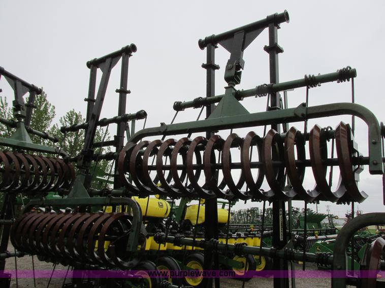 image for item A8716 1995 Summers Harrow Packer