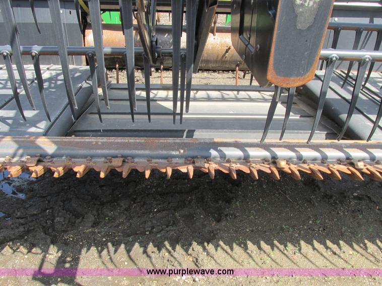 image for item A8718 2003 Mac Don 972 Harvest Header draper head