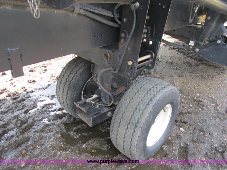 image for item A8718 2003 Mac Don 972 Harvest Header draper head