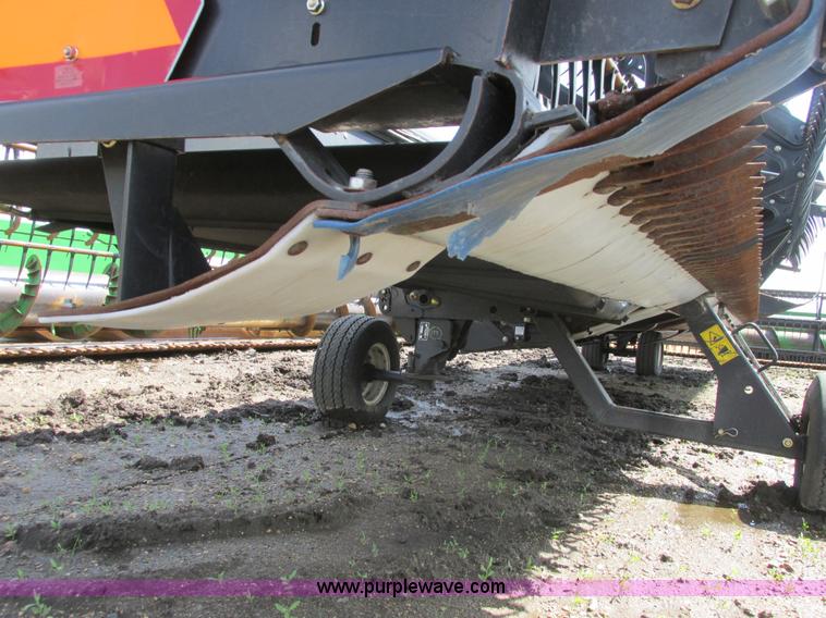 image for item A8718 2003 Mac Don 972 Harvest Header draper head