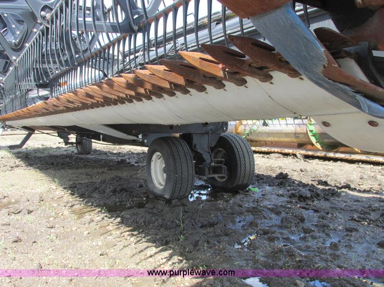 image for item A8718 2003 Mac Don 972 Harvest Header draper head