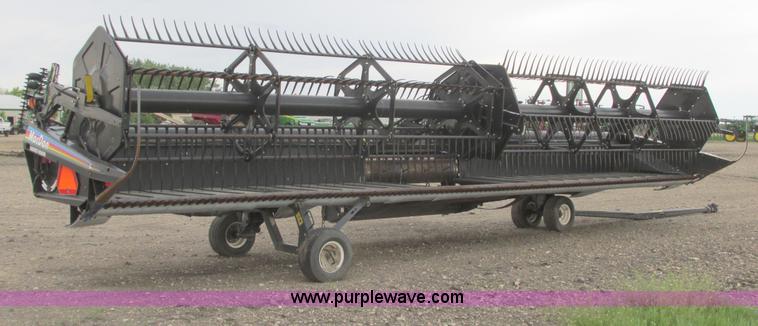 image for item A8718 2003 Mac Don 972 Harvest Header draper head