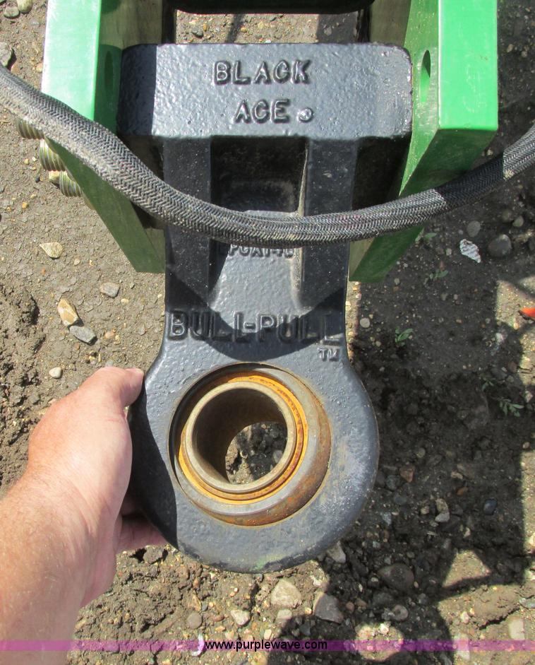 image for item A8719 2012 John Deere DB66 planter