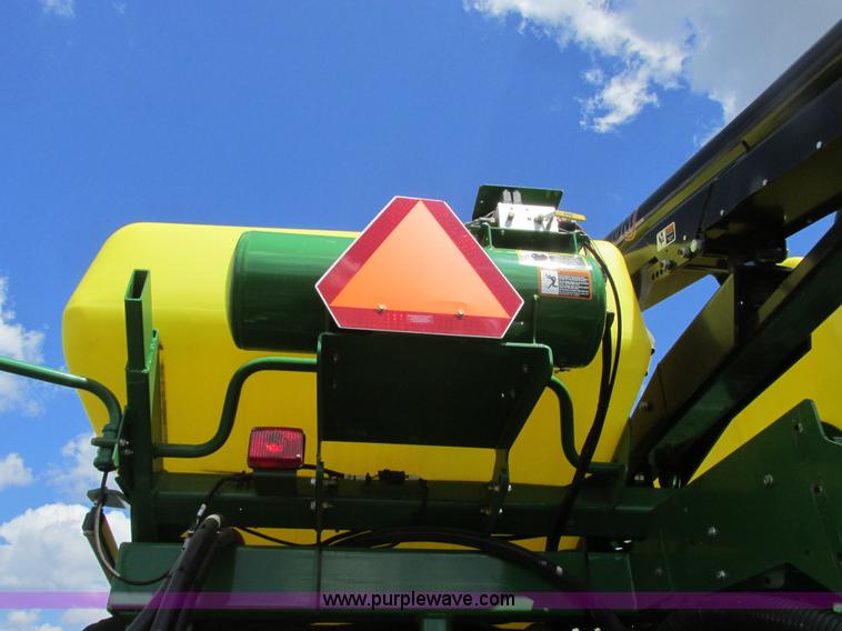 image for item A8719 2012 John Deere DB66 planter