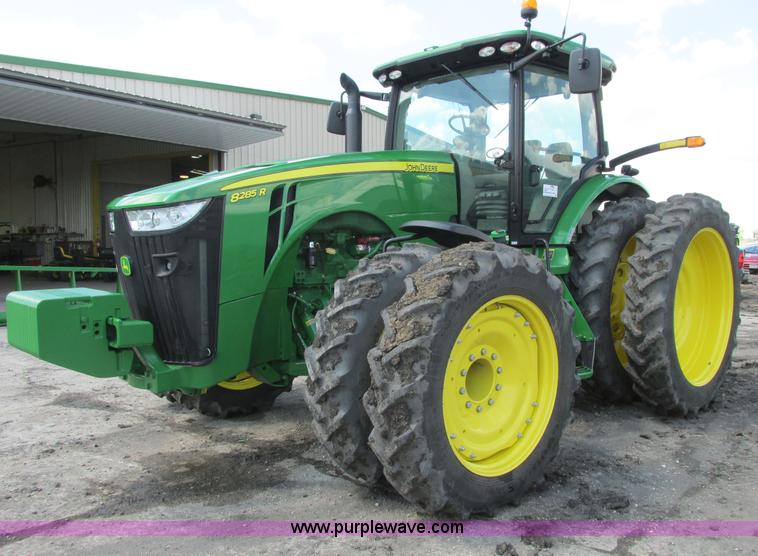 image for item A8721 2012 John Deere 8285R MFWD tractor