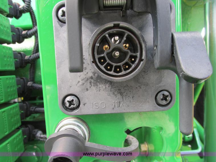 image for item A8721 2012 John Deere 8285R MFWD tractor