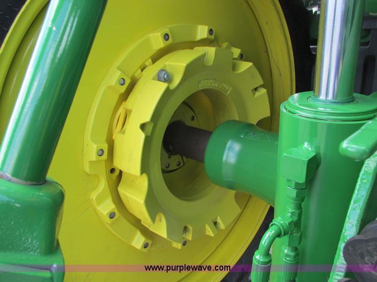 image for item A8721 2012 John Deere 8285R MFWD tractor