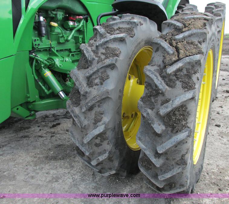 image for item A8721 2012 John Deere 8285R MFWD tractor