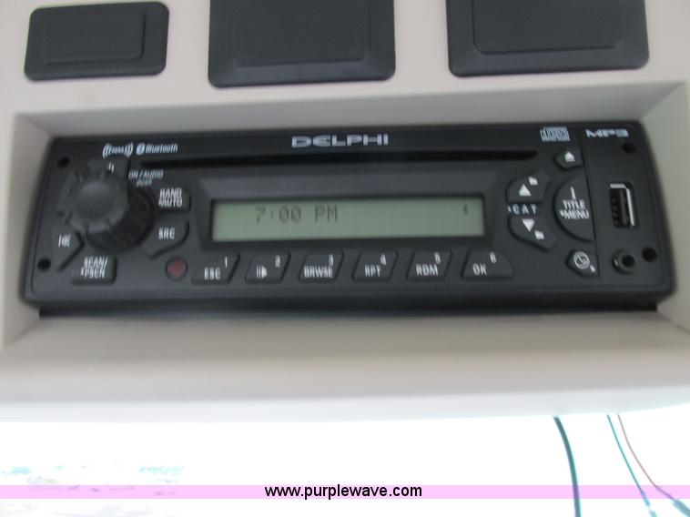 image for item A8721 2012 John Deere 8285R MFWD tractor