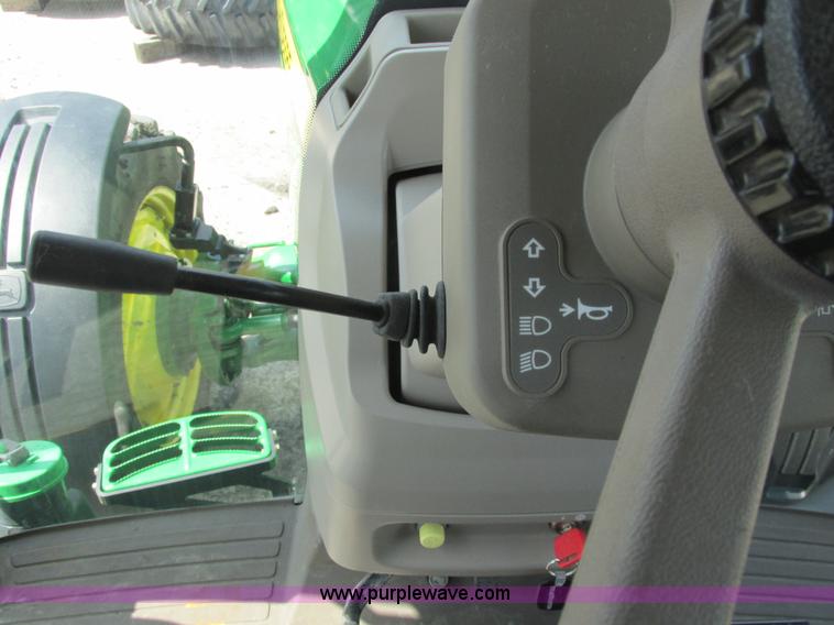 image for item A8721 2012 John Deere 8285R MFWD tractor