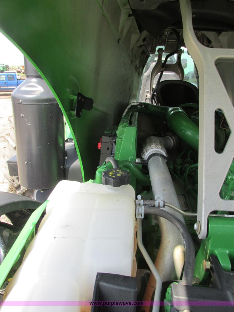 image for item A8721 2012 John Deere 8285R MFWD tractor