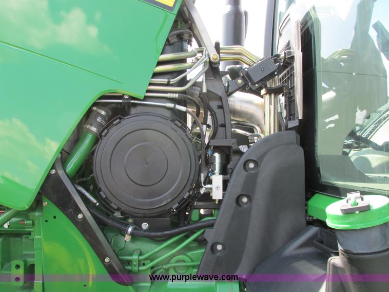 image for item A8721 2012 John Deere 8285R MFWD tractor