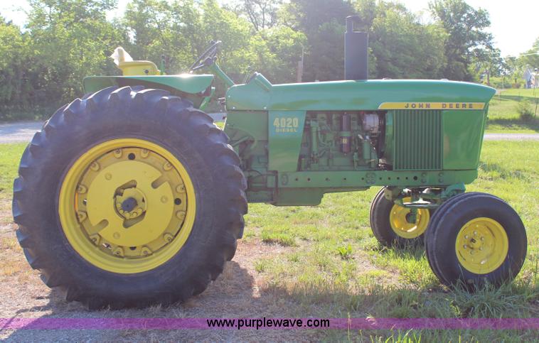 image for item AZ9783 1969 John Deere 4020 tractor