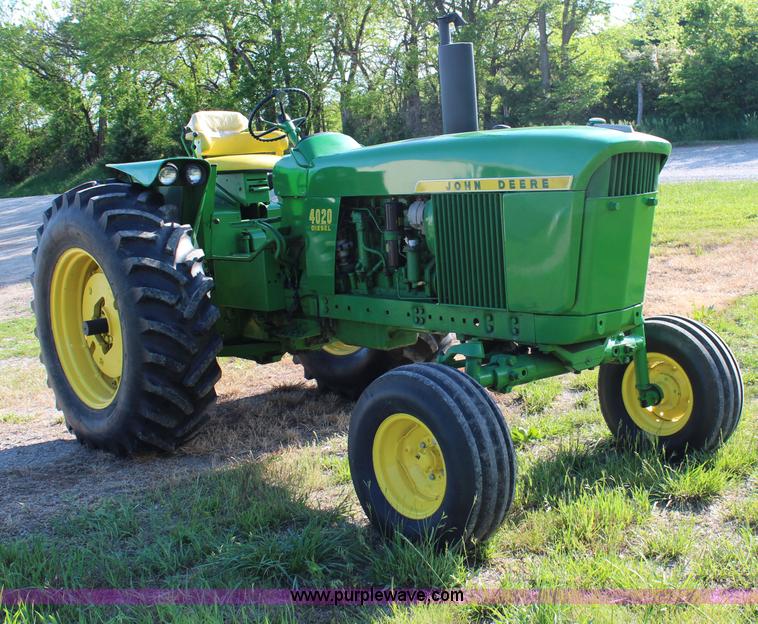 image for item AZ9783 1969 John Deere 4020 tractor