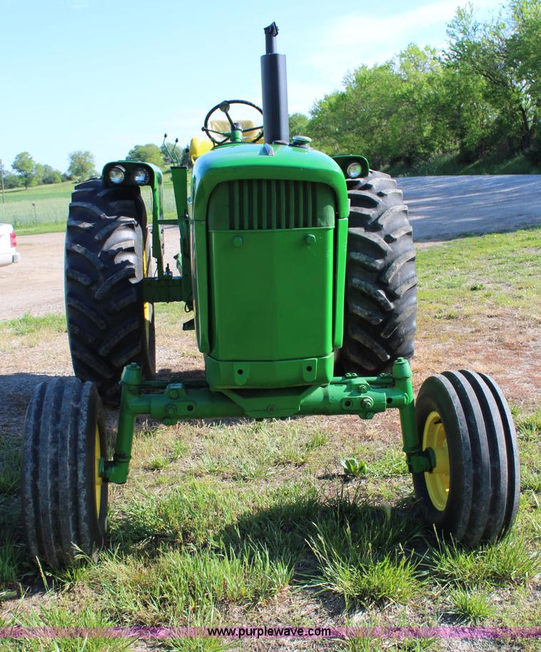 image for item AZ9783 1969 John Deere 4020 tractor