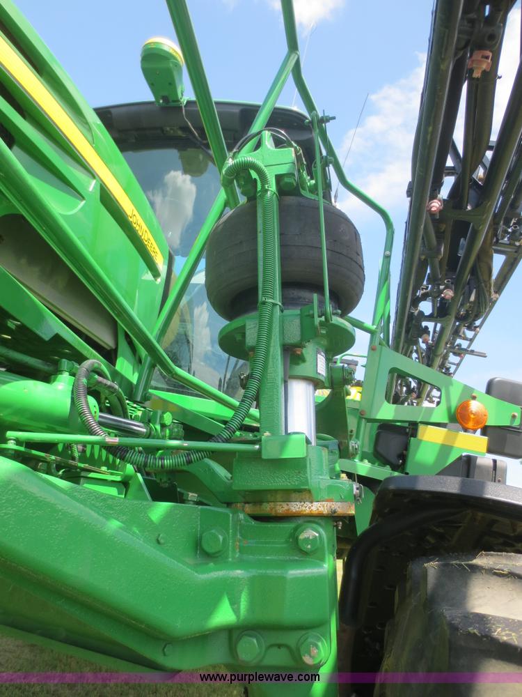 image for item D2071 2008 John Deere 4830 self-propelled sprayer