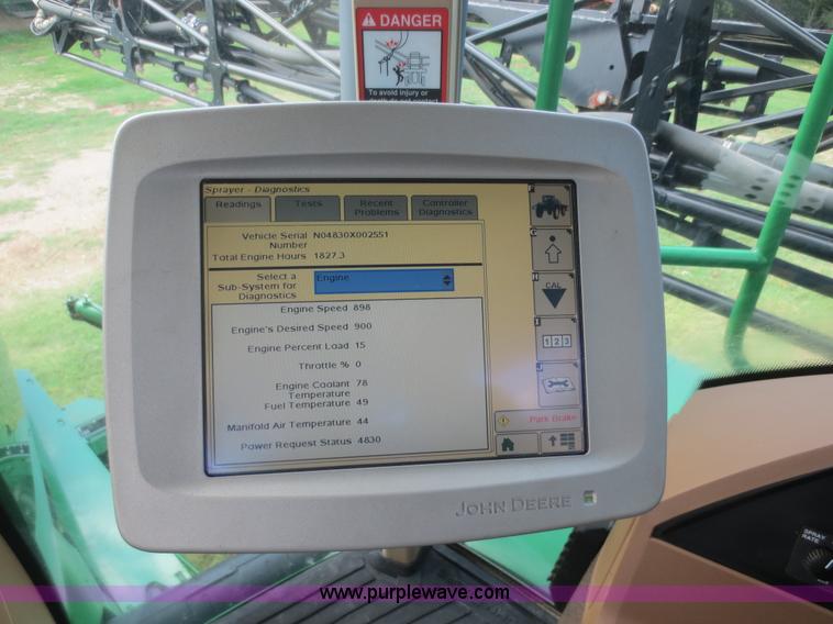 image for item D2071 2008 John Deere 4830 self-propelled sprayer