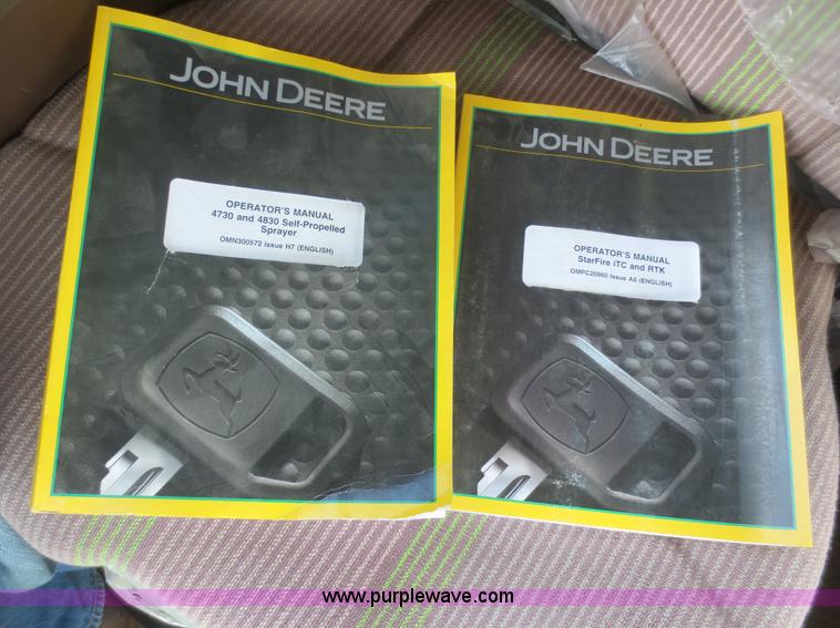 image for item D2071 2008 John Deere 4830 self-propelled sprayer